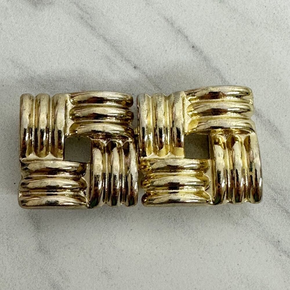 Vintage Gold Tone Two Piece Interlocking Ribbed Woven Belt Buckle ✨